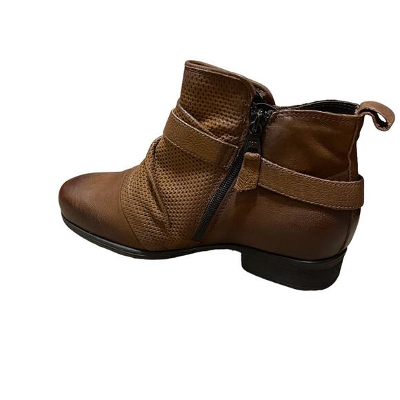 Miz Mooz Wide Width Leather Ankle Boots with Buckle Suzy Hazelnut EU 37 NIB - Picture 13 of 13